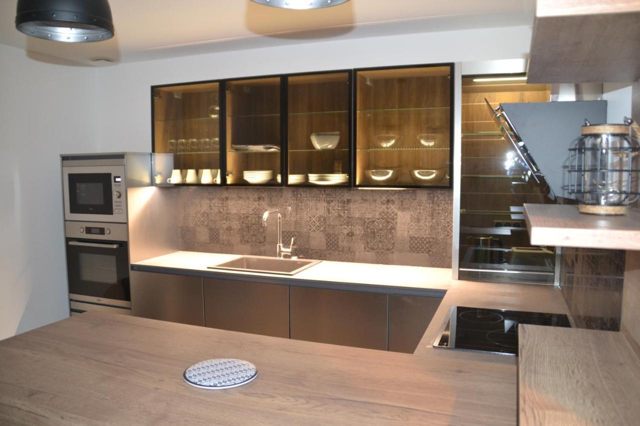 Apartmán Triplex 110 M2 Centre Historique Avec Jacuzzi Dinan Exteriér fotografie