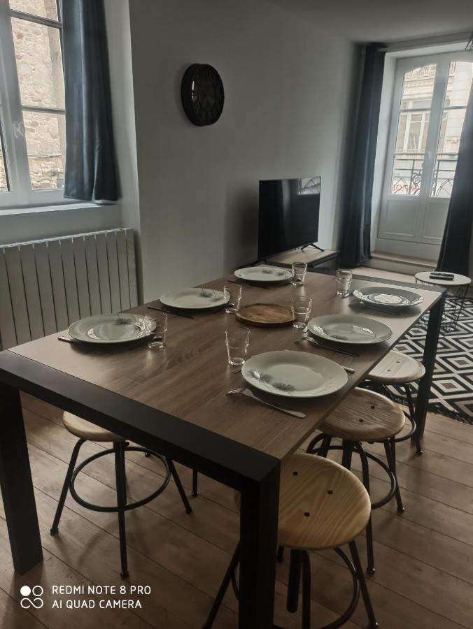 Apartmán Triplex 110 M2 Centre Historique Avec Jacuzzi Dinan Exteriér fotografie