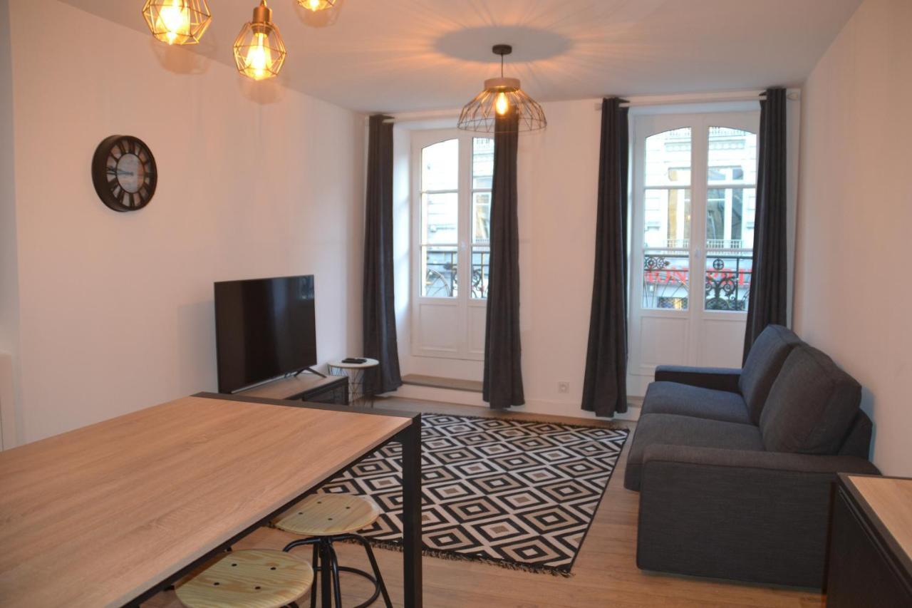 Apartmán Triplex 110 M2 Centre Historique Avec Jacuzzi Dinan Exteriér fotografie