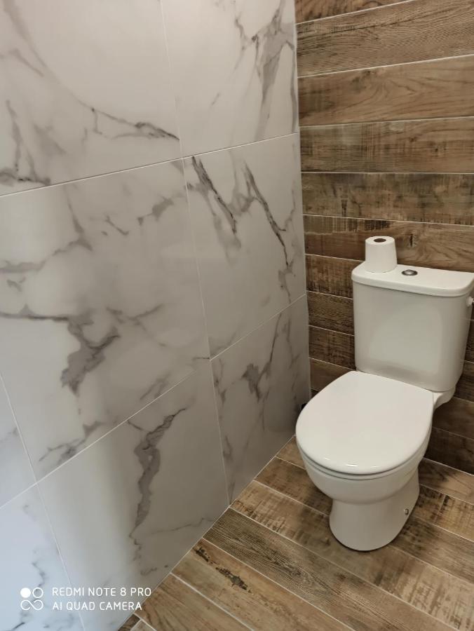 Apartmán Triplex 110 M2 Centre Historique Avec Jacuzzi Dinan Exteriér fotografie