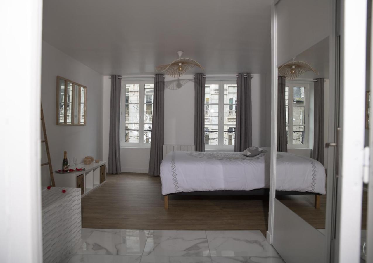 Apartmán Triplex 110 M2 Centre Historique Avec Jacuzzi Dinan Exteriér fotografie
