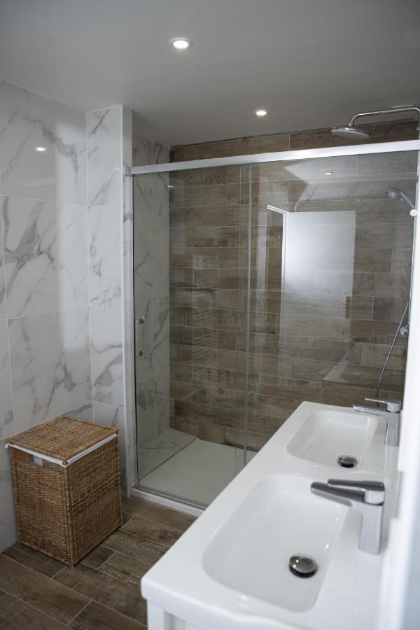 Apartmán Triplex 110 M2 Centre Historique Avec Jacuzzi Dinan Exteriér fotografie